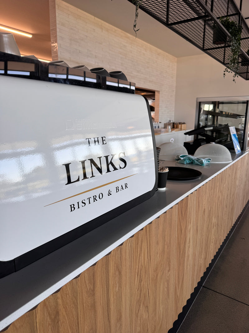 Harbourside bistro dining at The Links Ōmokoroa, Bay of Plenty